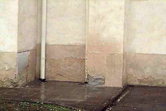 Sokl milesevske crkve vlaznog maltera